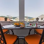펜션 Gala Estate Traditional Mansion *