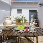 Gala Estate Traditional Mansion Gardeládes