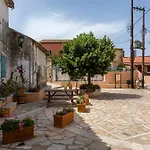 Gala Estate Traditional Mansion Σπίτι διακοπών *