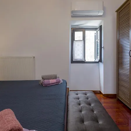 Gala Estate Traditional Mansion Hébergement de vacances