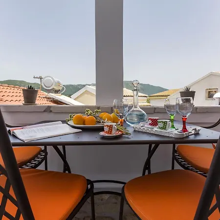 Vakantiehuis Gala Estate Traditional Mansion *