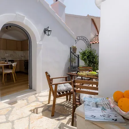 Gala Estate Traditional Mansion